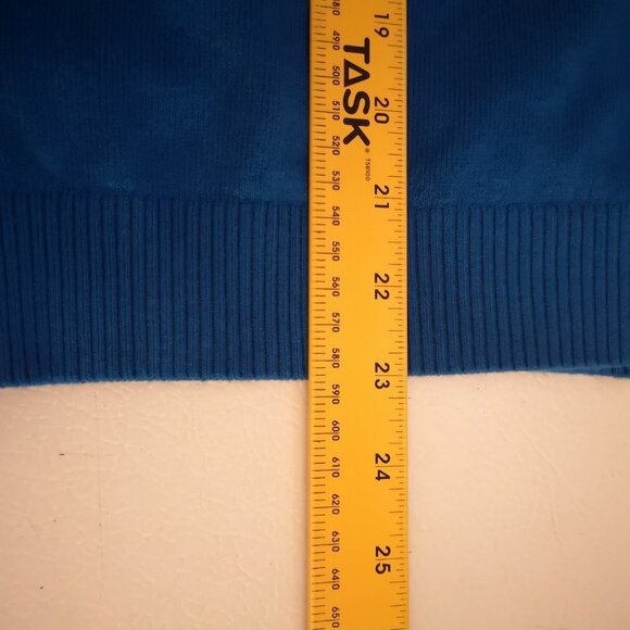 Talbots Ladies Size Medium Royal Blue Round Neck Lightweight Sweater - Picture 6 of 9